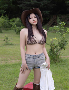 亚洲欧美久久久久久久久久爽